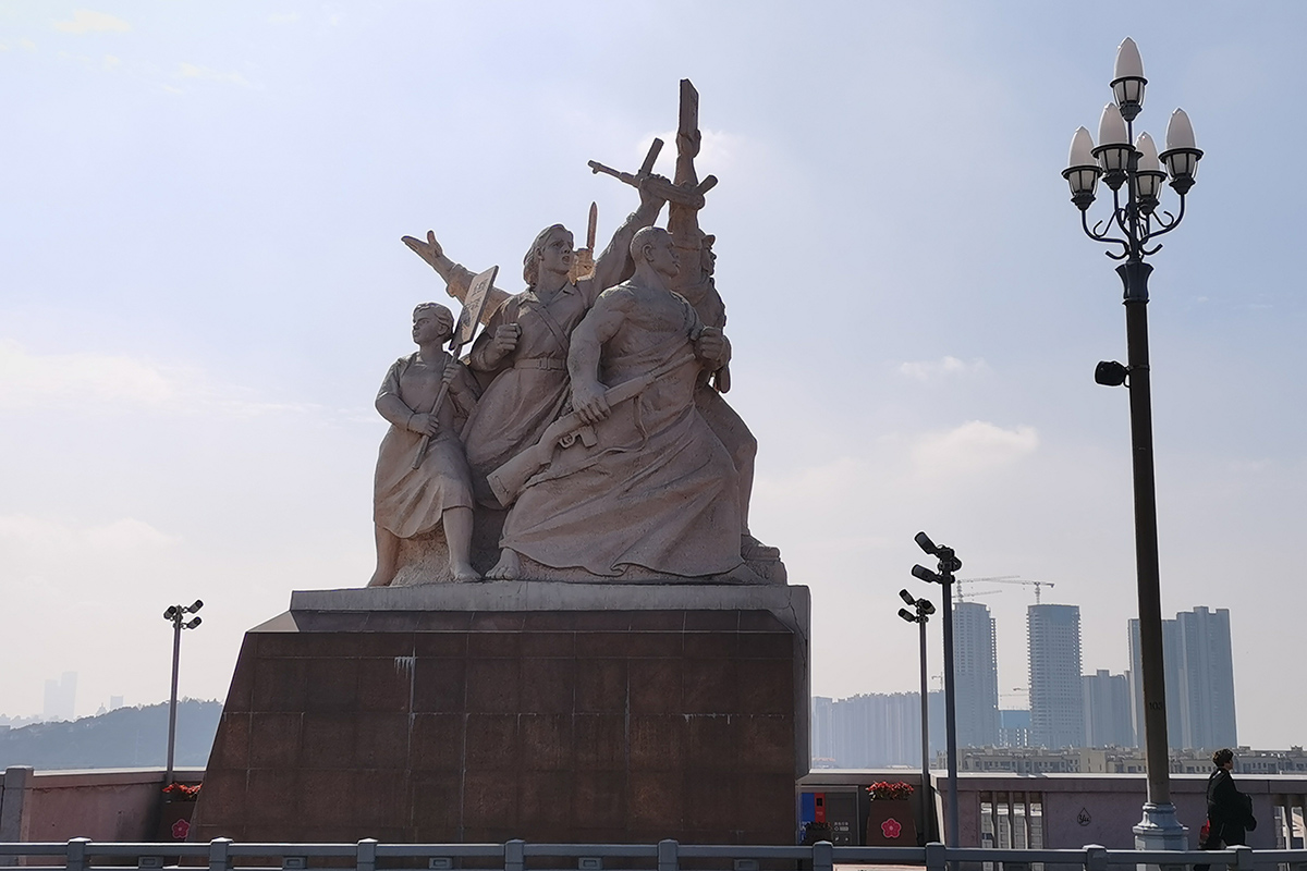 小堡雕像
